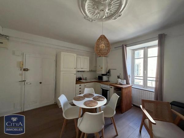 Appartement à louer 2 pièces 31.73m² Quimper (29000)