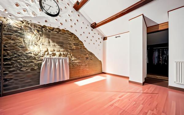 Appartement à vendre    4 pièces •  Brenthonne