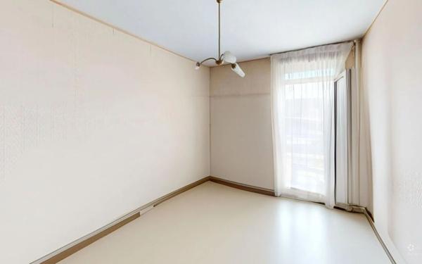 Appartement à vendre    4 pièces • 106,68 m2 La Seyne-sur-Mer