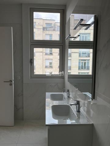 Location Appartement 6 pièces 232.21 m² - Neuilly-sur-seine 92200