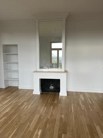 Location Appartement 6 pièces 232.21 m² - Neuilly-sur-seine 92200