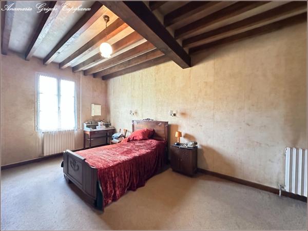 Frazé (28160)  Longère de plain-pied à rénover 100 m² habitable, jardin 1676 m² – Proche Château