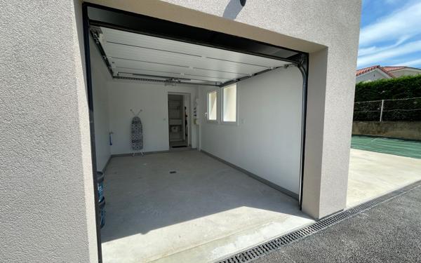 Maison à louer    4 pièces •  Lorette