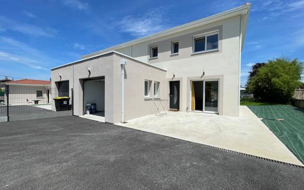 Maison à louer    4 pièces •  Lorette