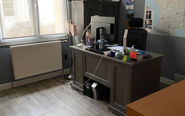 Maison à vendre    6 pièces • 177 m2 Saint-Quentin