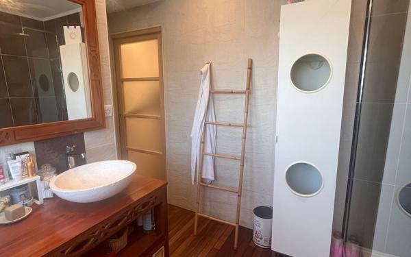 Maison à vendre    6 pièces • 177 m2 Saint-Quentin