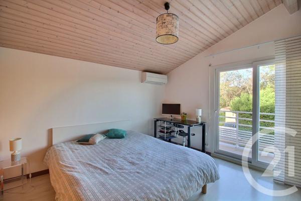 Maison à vendre  5 pièces - 153,35 m2 PESSAC - 33