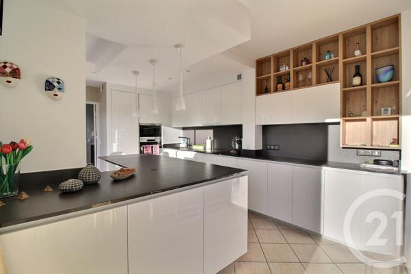 Maison à vendre  5 pièces - 153,35 m2 PESSAC - 33