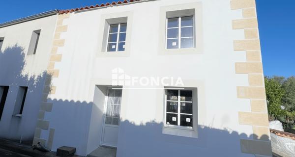 À vendre Maison 4 pièces 82.35 m² - Thairé 17290