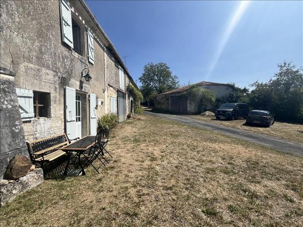 Maison à vendre |  Vieux-Mareuil |  2 pièces | 84 m²