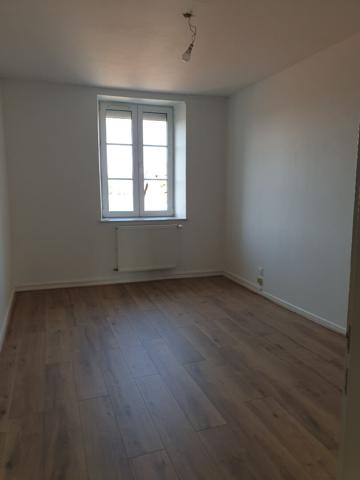 Grand appartement F3 COUSSEY