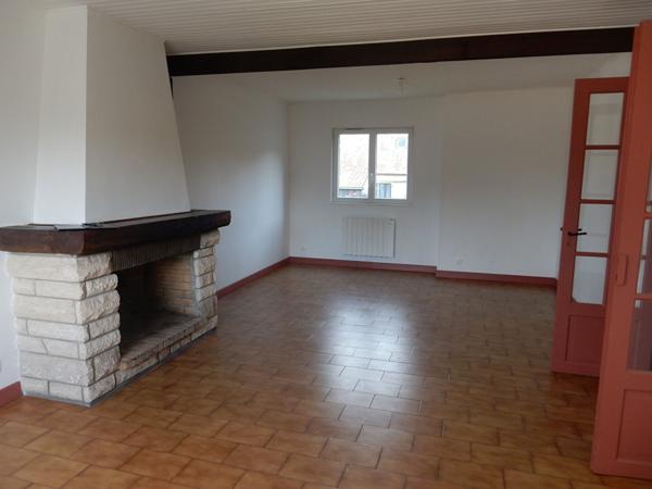 Maison à ESTERNAY 3 pièce(s) 83 m2