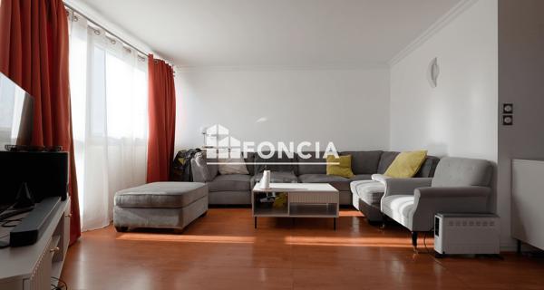 À vendre Appartement 4 pièces 92.76 m² - Evry 91000