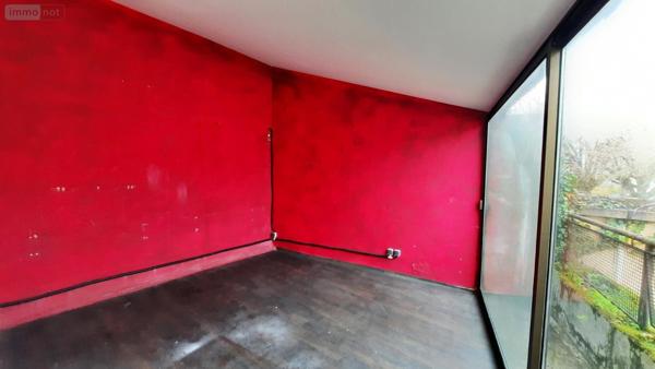 Local mixte (Pro/Hab) à vendre à Châteauroux dans l'Indre (36000), ref : LV024   
centre