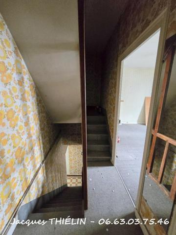 Immeuble à rénover hyper-centre VERNANTES