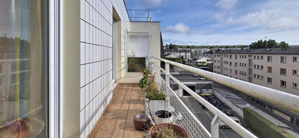 RUE DE VERSAILLES AU 4EME ET DERNIER ETAGE