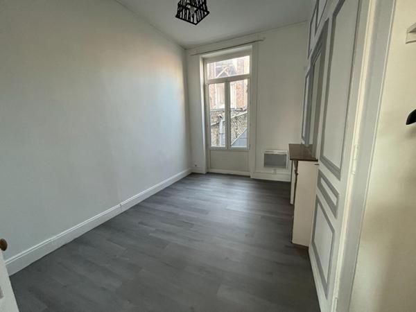 A LOUER : T2 à LILLE • Place Jacquard - Republique • 795 € CC • Réf. G264-1