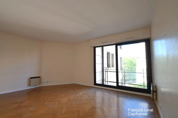 PARIS 15EME ARRONDISSEMENT (75)- PARC ANDRE CITROEN - 2 PIÈCES DE 50,25 m2 LOI CARREZ AVEC BALCON, PARKING ET CAVE – PRIX DE VENTE 540 000 € HONORAIRES D’AGENCE INCLUS