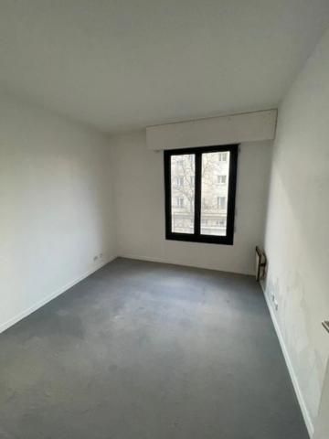PARIS 15EME ARRONDISSEMENT (75)- PARC ANDRE CITROEN - 2 PIÈCES DE 50,25 m2 LOI CARREZ AVEC BALCON, PARKING ET CAVE – PRIX DE VENTE 540 000 € HONORAIRES D’AGENCE INCLUS