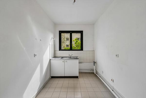 PARIS 15EME ARRONDISSEMENT (75)- PARC ANDRE CITROEN - 2 PIÈCES DE 50,25 m2 LOI CARREZ AVEC BALCON, PARKING ET CAVE – PRIX DE VENTE 540 000 € HONORAIRES D’AGENCE INCLUS