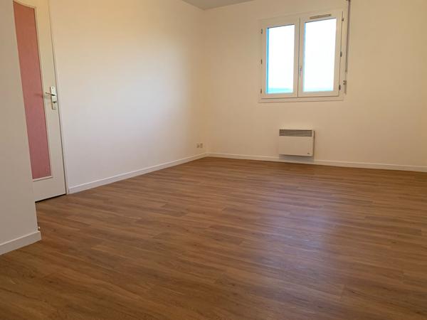 BEL APPARTEMENT DANS RESIDENCE AVEC ASCENSEUR 4 PIECES 100M2