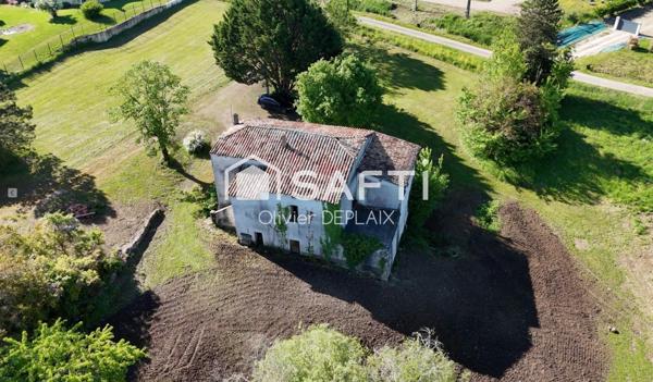 Maison à Rénover 110m² - Nérac - 3 Chambres, Terrain 6.4ha, Étang, Forêt.