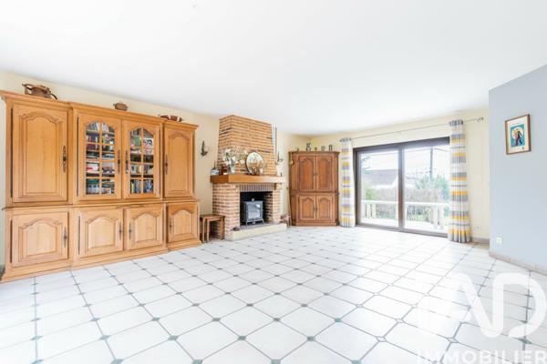 Maison à vendre 10 pièces 217 m² Brétigny-sur-Orge