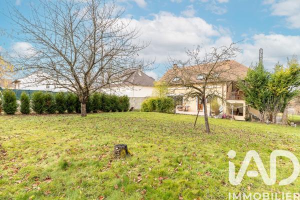 Maison à vendre 10 pièces 217 m² Brétigny-sur-Orge