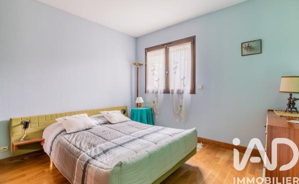 Maison à vendre 10 pièces 217 m² Brétigny-sur-Orge