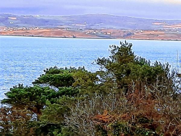 VILLA 29100 DOUARNENEZ accès mer direct