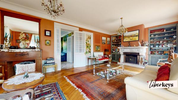 Propriété familiale de 236 m² avec jardin arboré de 878 m² – Vaucresson