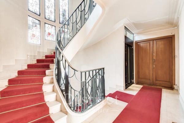 # Appartement – 73m² – Paris 4ème