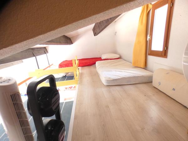 Pinède. Appartement 2 pièces mezzanine