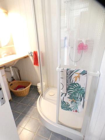 Pinède. Appartement 2 pièces mezzanine