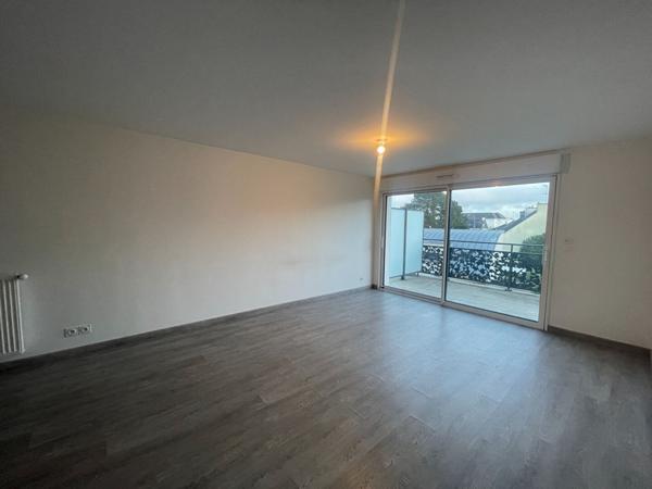 A vendre à Vannes appartement deux chambres places de parking