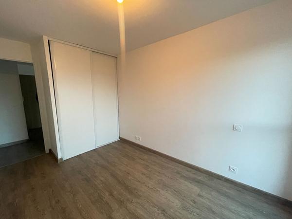 A vendre à Vannes appartement deux chambres places de parking