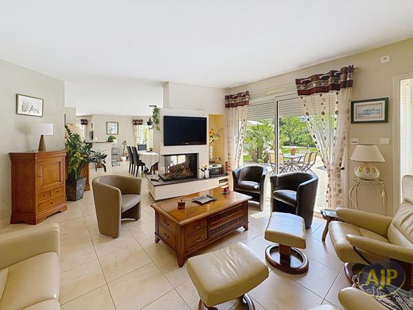 Vente maison Challans : 660 000 € - AJP Immobilier Challans