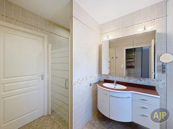 Vente maison Challans : 660 000 € - AJP Immobilier Challans