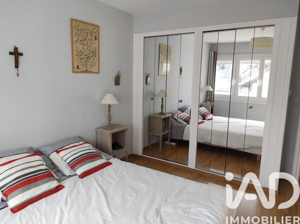 Maison à vendre 8 pièces 231 m² Saint-Hilaire-Saint-Mesmin