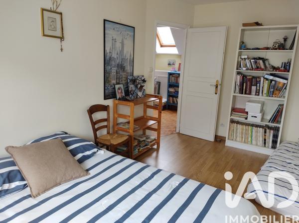 Maison à vendre 8 pièces 231 m² Saint-Hilaire-Saint-Mesmin