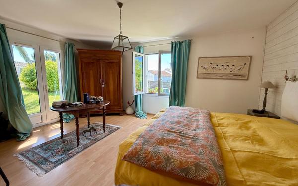 Maison à vendre    5 pièces •  Le Château-d'Oléron