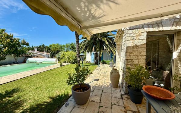 Maison à vendre    5 pièces •  Le Château-d'Oléron