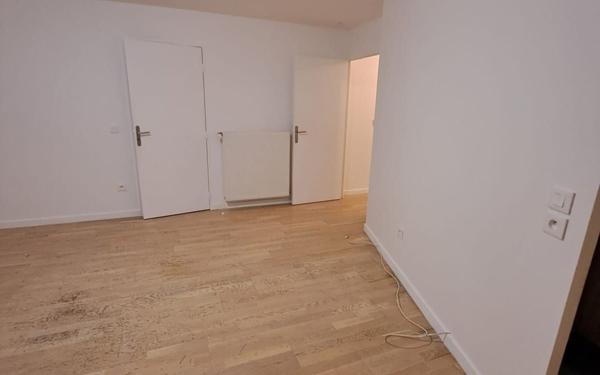 Appartement à louer    2 pièces •  Neuilly-sur-Marne