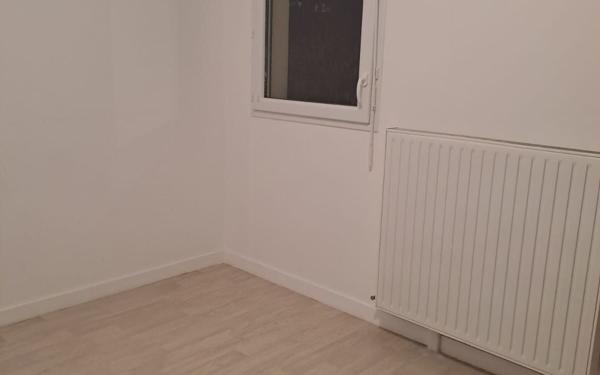 Appartement à louer    2 pièces •  Neuilly-sur-Marne