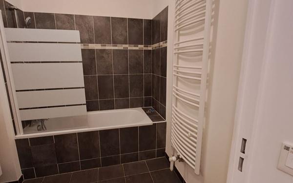 Appartement à louer    2 pièces •  Neuilly-sur-Marne