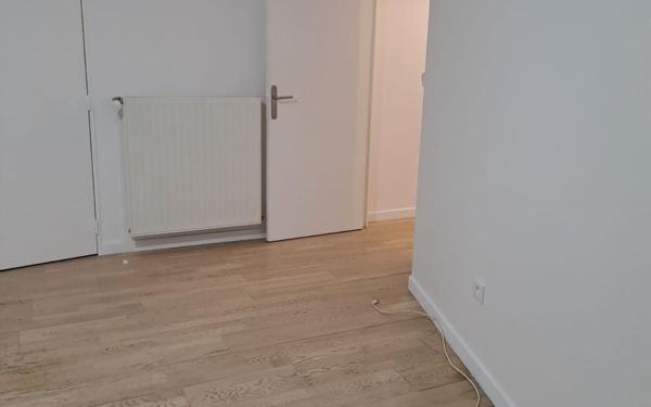 Appartement à louer    2 pièces •  Neuilly-sur-Marne