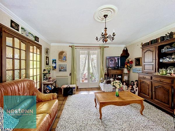 Nazelles-Négron Maison de plain pied 5 pièces 89 m²