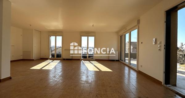 À vendre Maison 6 pièces 123 m² - Corbeil-essonnes 91100