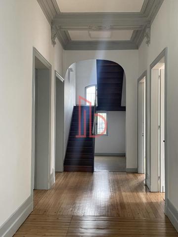 Bureau de 252 m² à louer à Bordeaux Boulevards