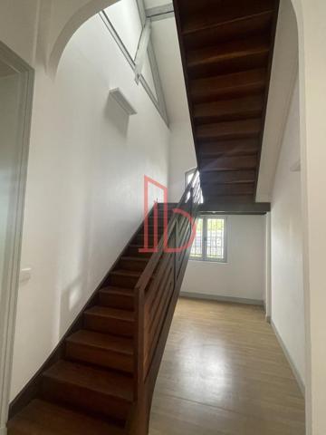 Bureau de 252 m² à louer à Bordeaux Boulevards